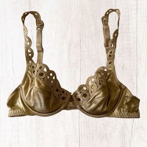 Victoria’s Secret Vintage 90s Miracle Bra Underwire size 32A